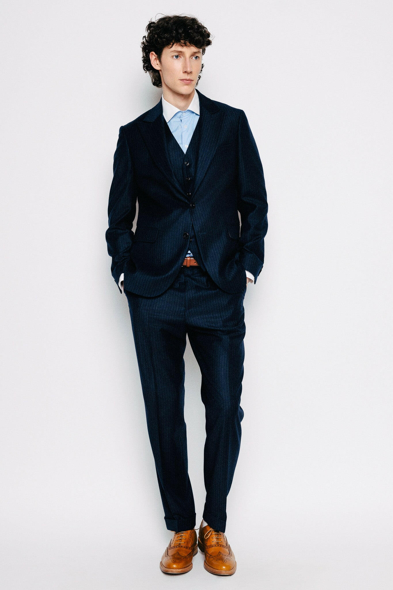 Módelmynd. Jakki - Leifur - Navy Pinstripe frá Thomsen Reykjavík. Jakkaföt