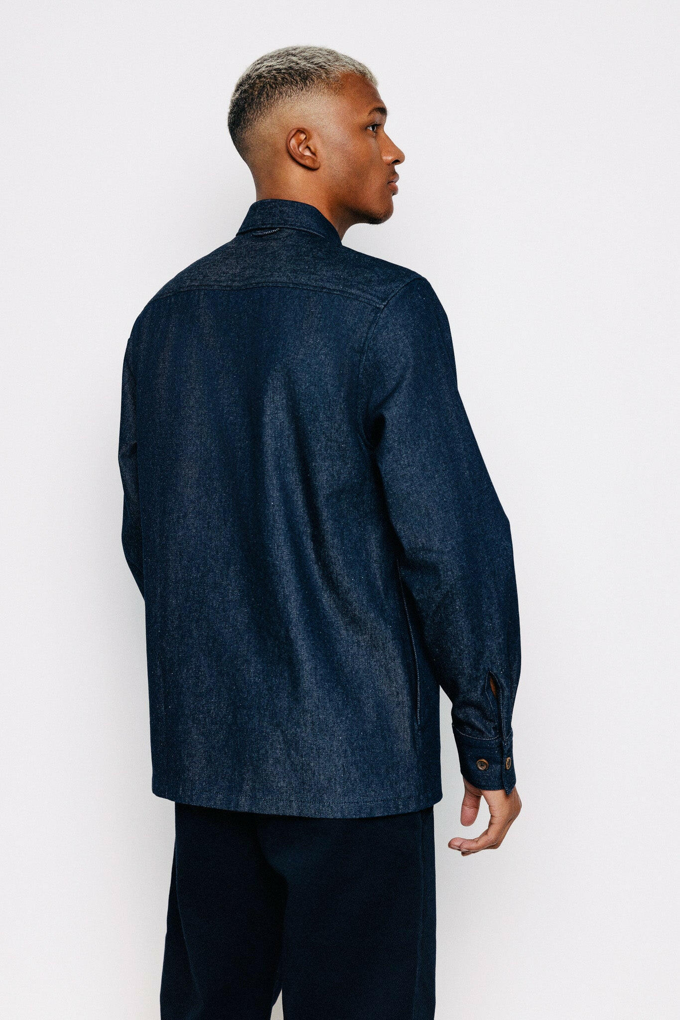 Skyrta að aftan - Jakob - Denim frá Thomsen Reykjavík