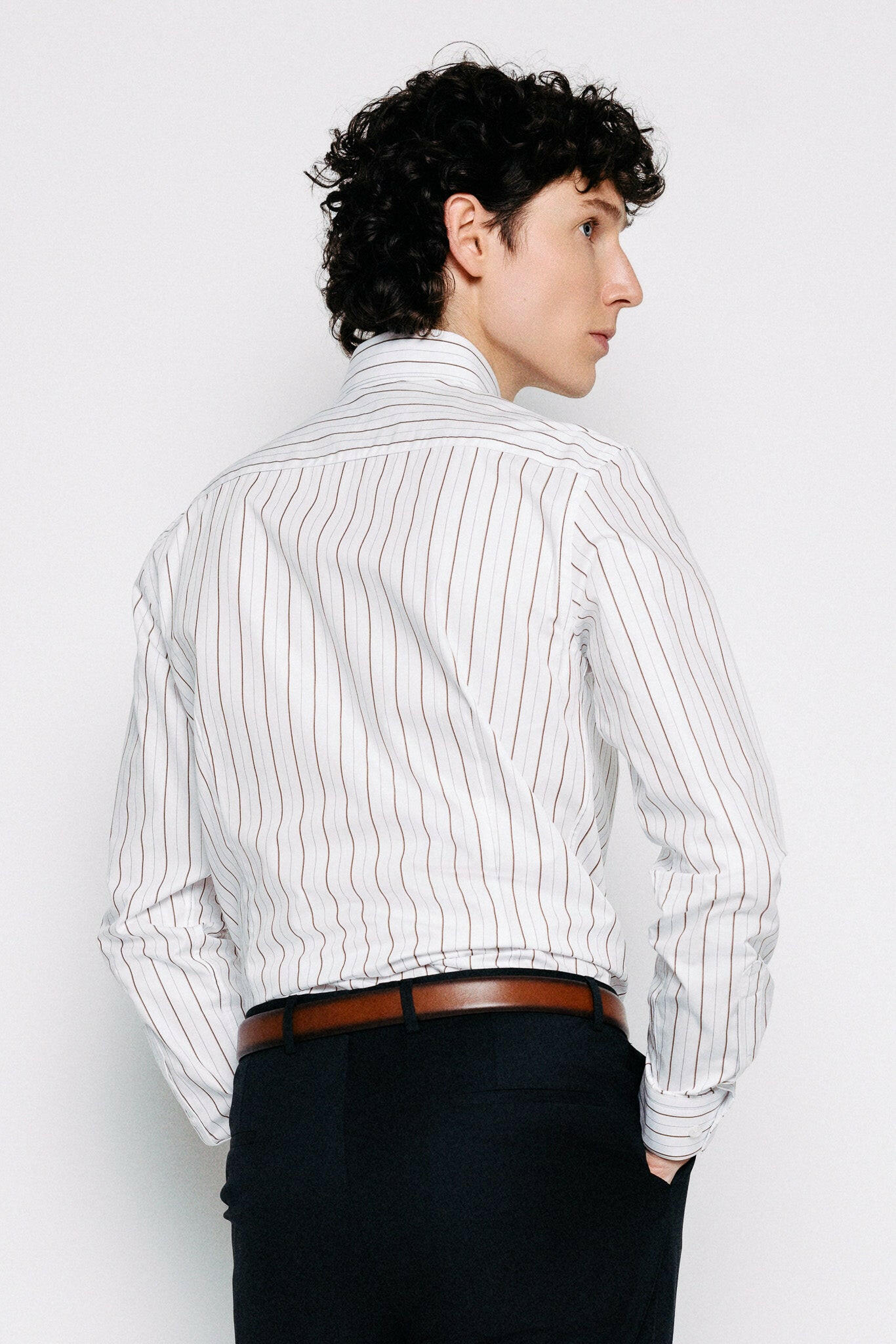 Skyrta að aftan - Sturla - White / Brown frá Thomsen Reykjavík