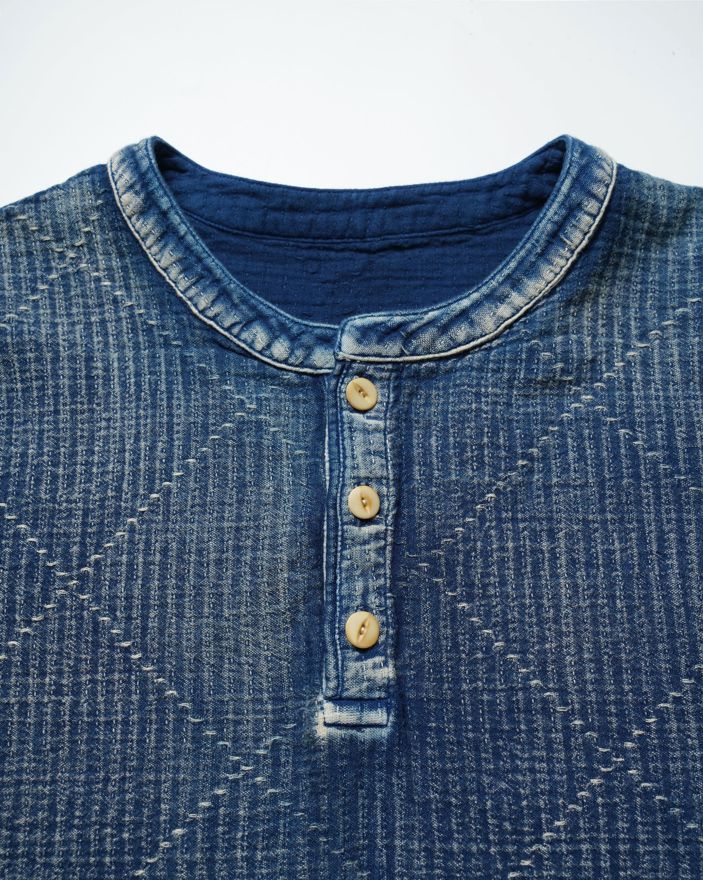 Stuttermabolur - Henley - Washed Indigo